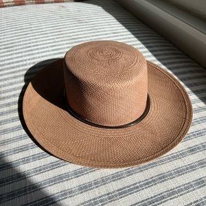 Janessa Leone Silver Sage Magnolia Bolero Hat in size small